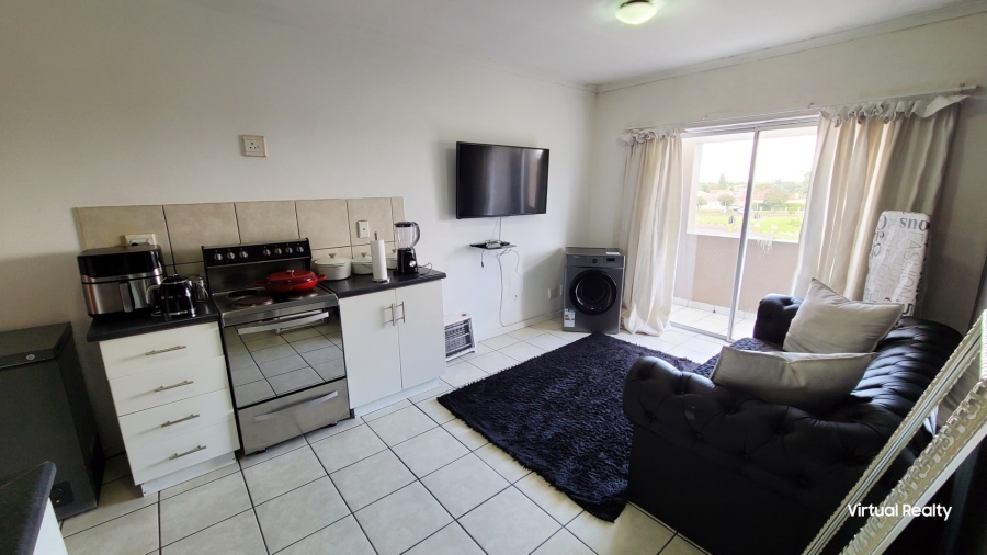 1 Bedroom Property for Sale in Thornton Western Cape
